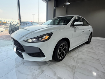 MG  GT  2024  Automatic  0 Km  4 Cylinder  Front Wheel Drive (FWD)  Sedan  White  With Warranty