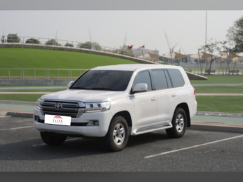 تويوتا  لاند كروزر  جي اكس ار  2021  اوتوماتيك  218,000 كم  6 سلندر  دفع رباعي  اس يو في  أبيض