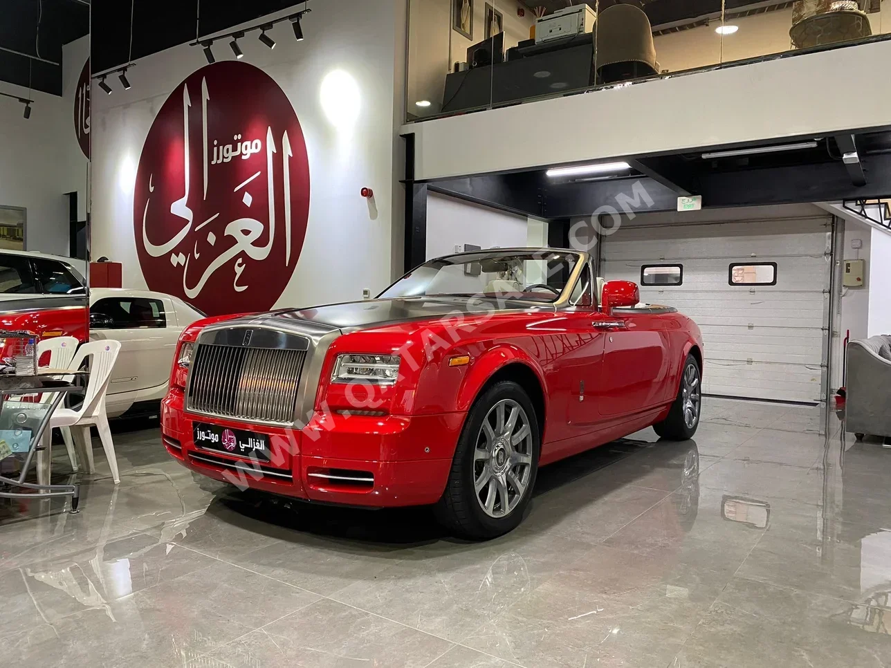 رولز - رويس فانتوم دروب هيد 2013 اوتوماتيك 52,000 كم 12 سلندر دفع رباعي كوبيه \ سبورت أحمر