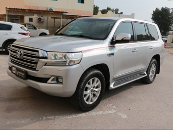 Toyota  Land Cruiser  GXR  2020  Automatic  216,000 Km  6 Cylinder  Four Wheel Drive (4WD)  SUV  Silver