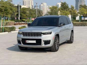 جييب  جراند شيروكي  سومت  2021  اوتوماتيك  85,000 كم  8 سلندر  دفع رباعي  اس يو في  فضي