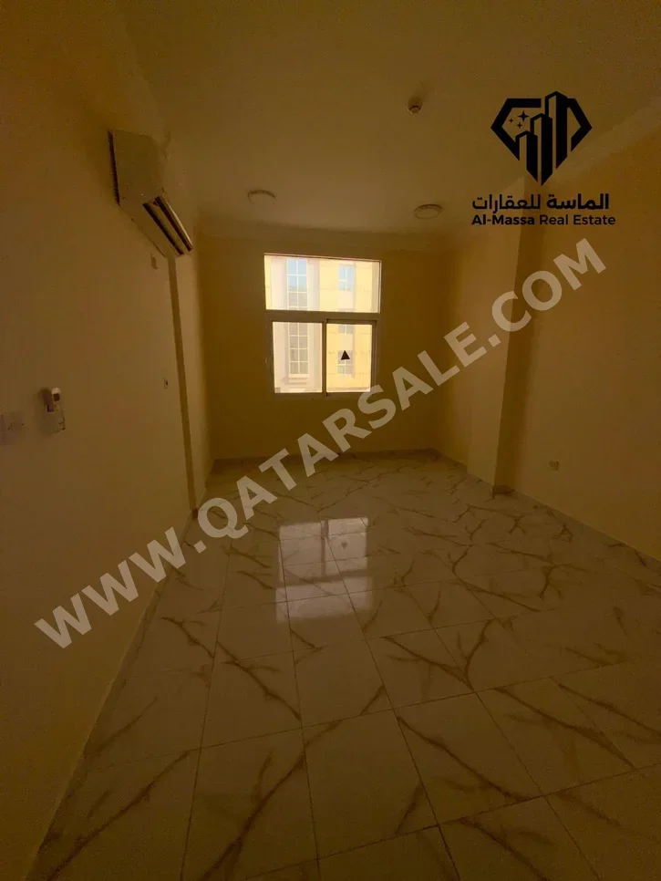 2 Bedrooms  Apartment  For Rent  in Doha -  Fereej Bin Omran  Not Furnished