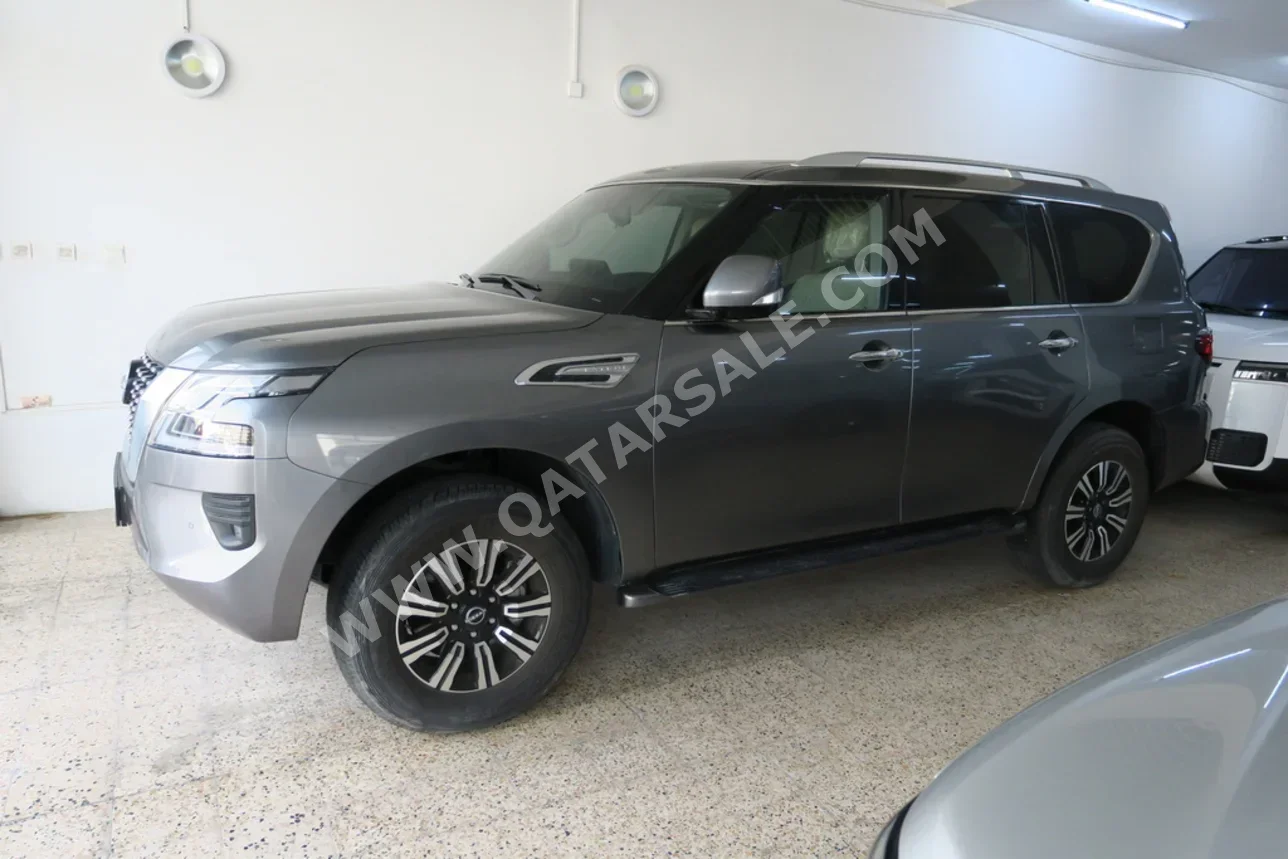 Nissan  Patrol  SE  2024  Automatic  10,000 Km  6 Cylinder  Four Wheel Drive (4WD)  SUV  Gray  With Warranty