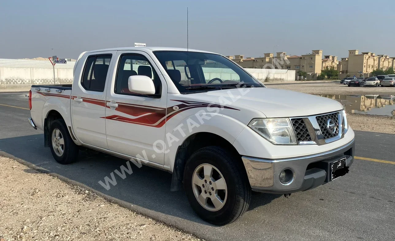 نيسان  نافارا  2016  عادي  155,000 كم  4 سلندر  دفع خلفي  بيكب  أبيض