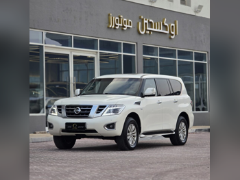 نيسان  باترول  اس اي  2016  اوتوماتيك  139,000 كم  8 سلندر  دفع رباعي  اس يو في  أبيض