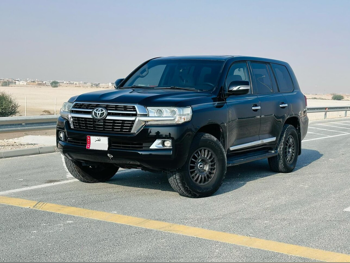 Toyota  Land Cruiser  GX  2010  Manual  294,000 Km  6 Cylinder  Four Wheel Drive (4WD)  SUV  Black