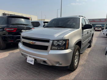 شفروليه  افلانش  ال تي  2010  اوتوماتيك  289,000 كم  8 سلندر  دفع رباعي  بيكب  فضي