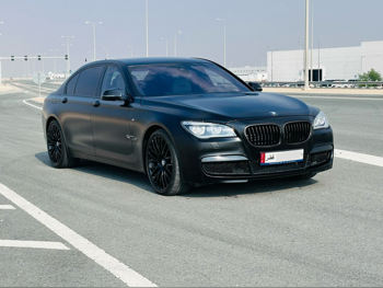 بي ام دبليو  الفئة - السابعة  760 Li  2015  اوتوماتيك  12,000 كم  12 سلندر  دفع خلفي  سيدان  أسود