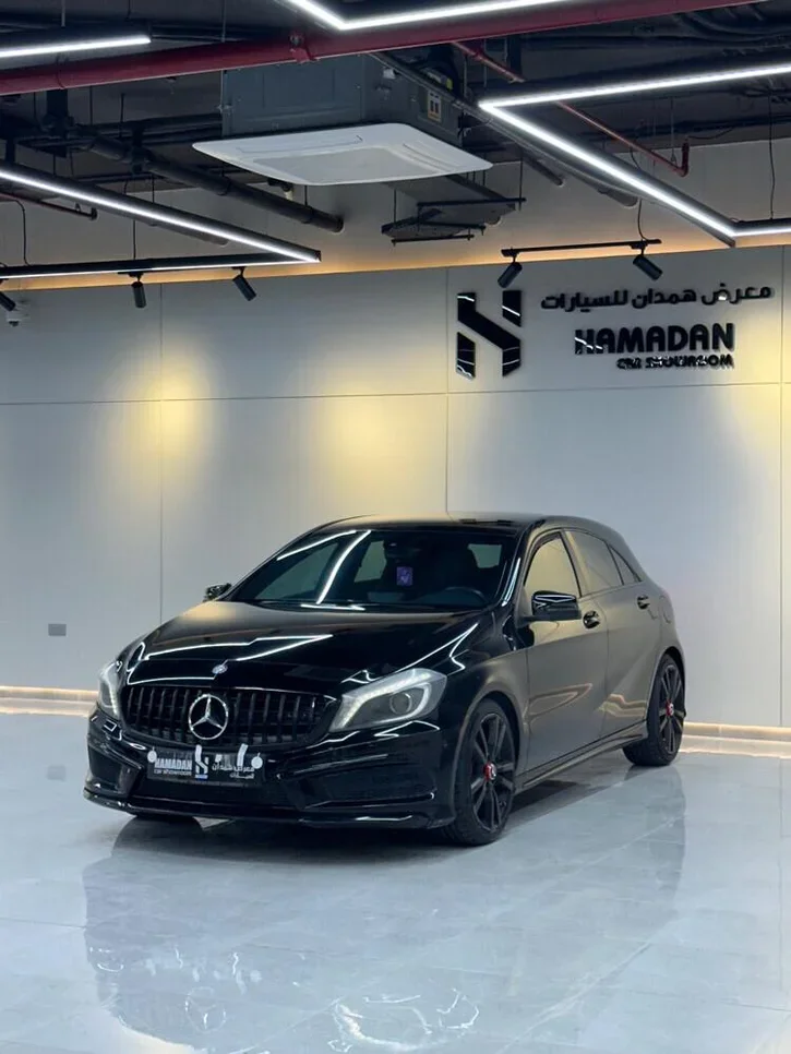 مرسيدس - بنز ايه - كلاس 250 2015 اوتوماتيك 81,000 كم 4 سلندر دفع خلفي هاتشباك أسود