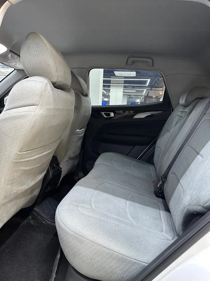 Kaiyi X3 2025 Automatic 27,000 Km 4 Cylinder Rear Wheel Drive (RWD) SUV White With Warranty