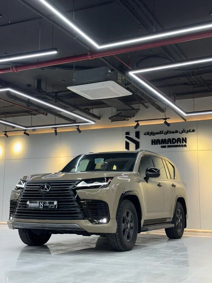 Lexus  LX  600 Overtrail  2025  Automatic  15,000 Km  6 Cylinder  Four Wheel Drive (4WD)  SUV  Beige  With Warranty