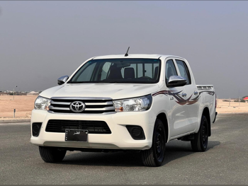 Toyota  Hilux  2022  Manual  171,000 Km  4 Cylinder  Rear Wheel Drive (RWD)  Pick Up  White