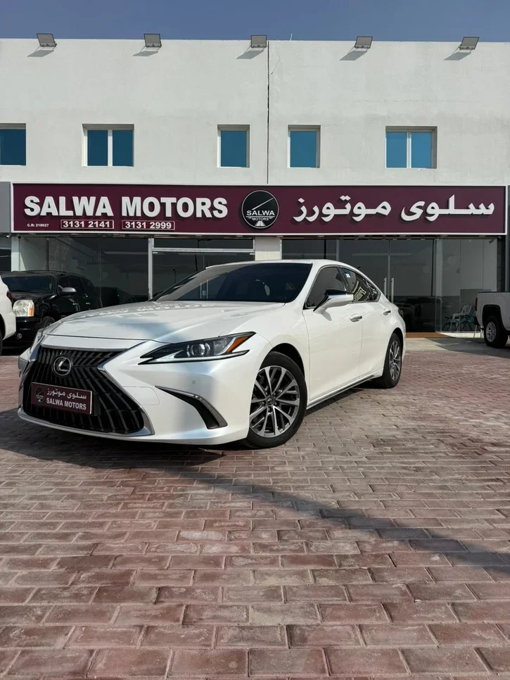 Lexus  ES  350  2023  Automatic  32,000 Km  6 Cylinder  Rear Wheel Drive (RWD)  Sedan  White  With Warranty