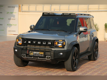 جيتور  تي 2  لكجري بلس  2025  اوتوماتيك  48,000 كم  4 سلندر  دفع رباعي  اس يو في  فضي  تحت الضمان