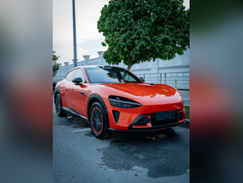 Xiaomi  YU7  Base  2025  Automatic  0 Km  0 Cylinder  All Wheel Drive (AWD)  SUV  Orange  With Warranty