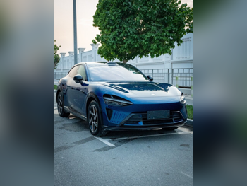 Xiaomi  YU7  Base  2025  Automatic  0 Km  0 Cylinder  All Wheel Drive (AWD)  SUV  Blue