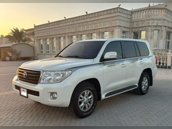 Toyota  Land Cruiser  GX  2014  Automatic  255,538 Km  6 Cylinder  Four Wheel Drive (4WD)  SUV  Pearl