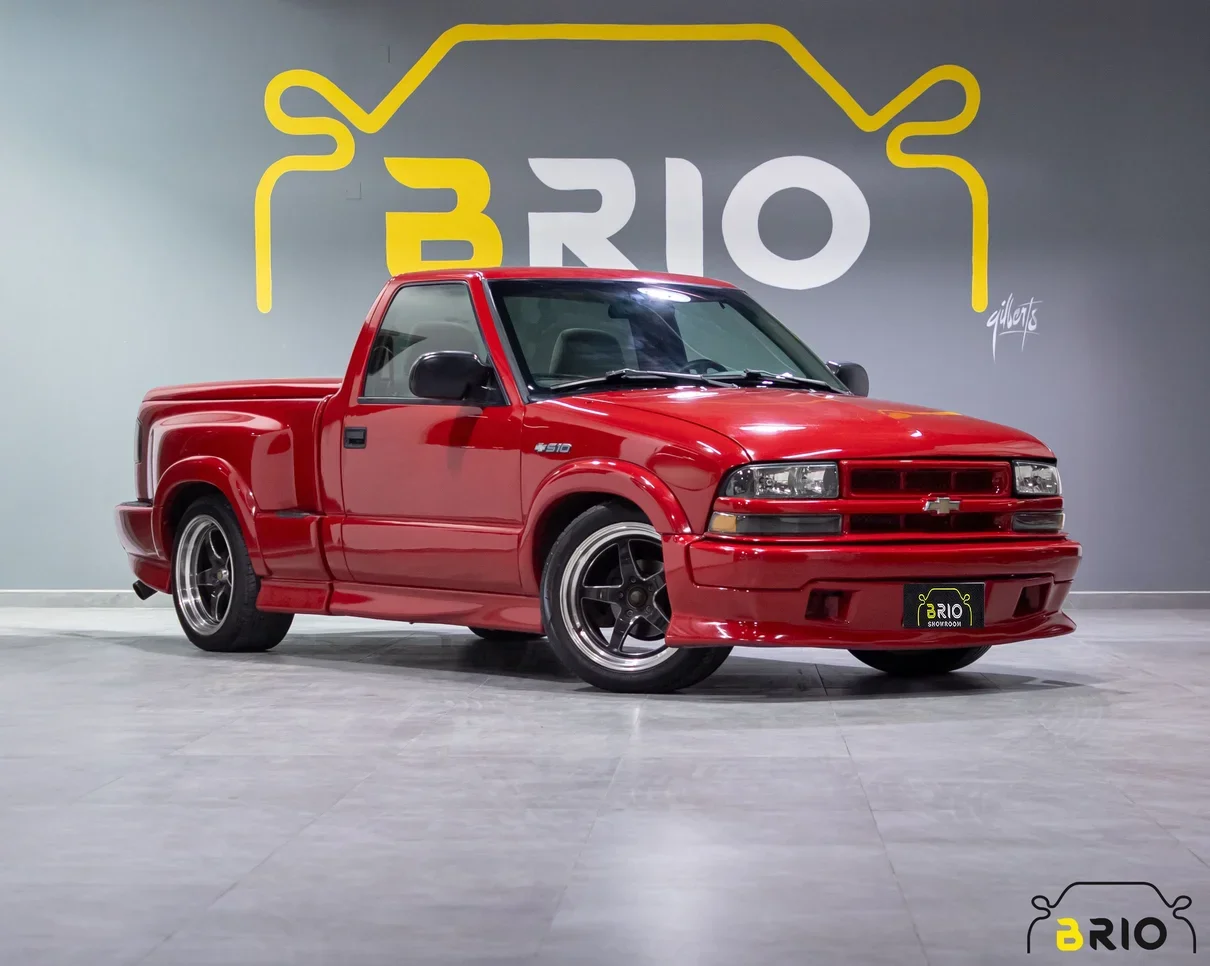 شفروليه  اس اس ار  1999  اوتوماتيك  175,000 كم  6 سلندر  دفع رباعي  بيكب  أحمر