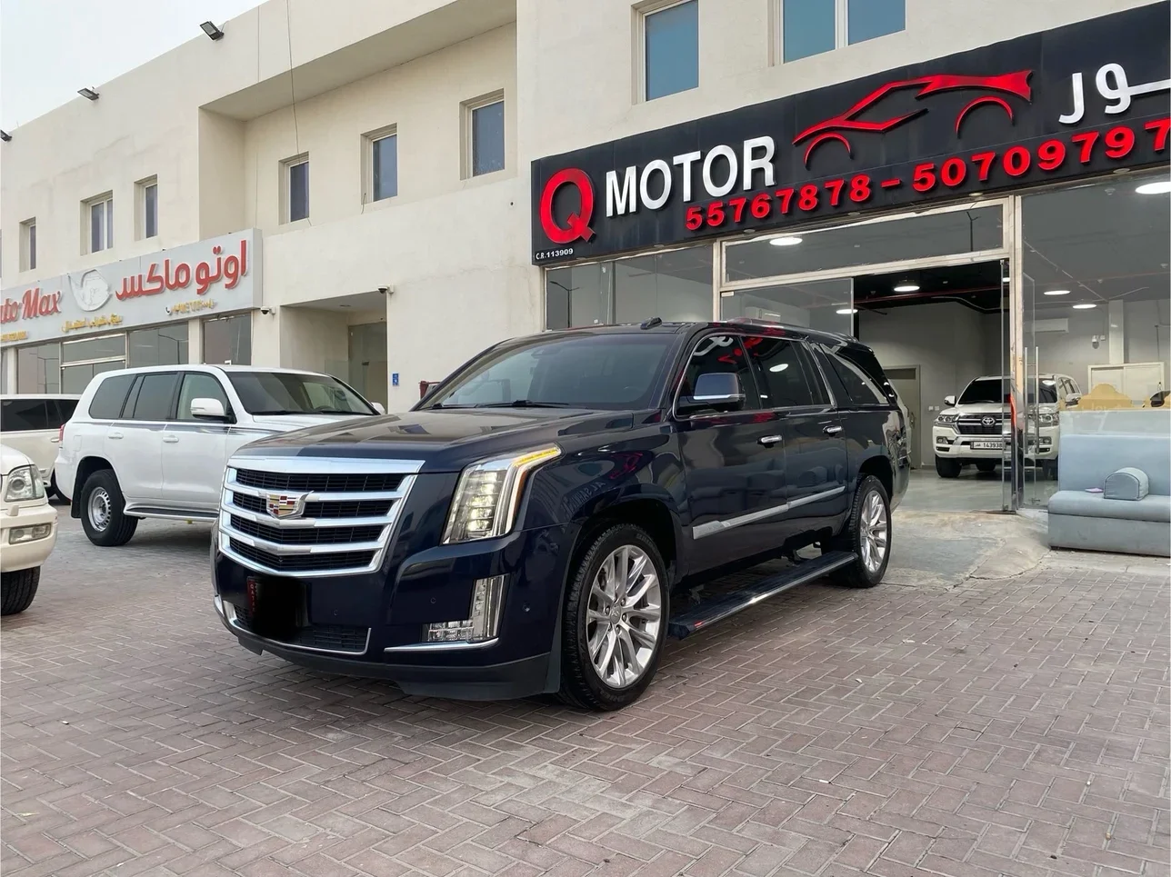 Cadillac  Escalade  2018  Automatic  150,000 Km  8 Cylinder  Four Wheel Drive (4WD)  SUV  Blue