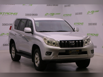 تويوتا  برادو  2013  اوتوماتيك  283,000 كم  4 سلندر  دفع رباعي  اس يو في  فضي