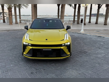 لينك اند كو  03  +  2024  اوتوماتيك  12,000 كم  4 سلندر  دفع كلي مستمر  سيدان  اسود و ذهبي  تحت الضمان