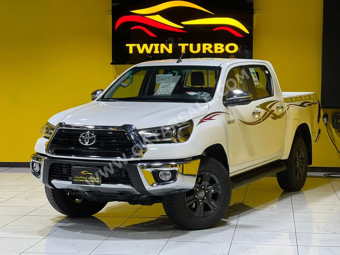 تويوتا  هاي لوكس  2025  اوتوماتيك  0 كم  4 سلندر  دفع رباعي  بيكب  أبيض  تحت الضمان