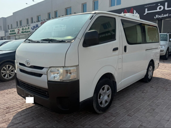 تويوتا  هايس  2016  عادي  202,000 كم  4 سلندر  دفع خلفي  فان \ باص  أبيض