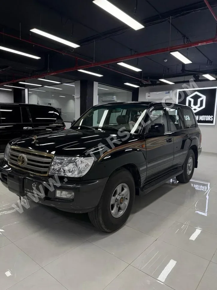 تويوتا  لاند كروزر  جي اكس ار  2006  عادي  40,000 كم  6 سلندر  دفع رباعي  اس يو في  أسود