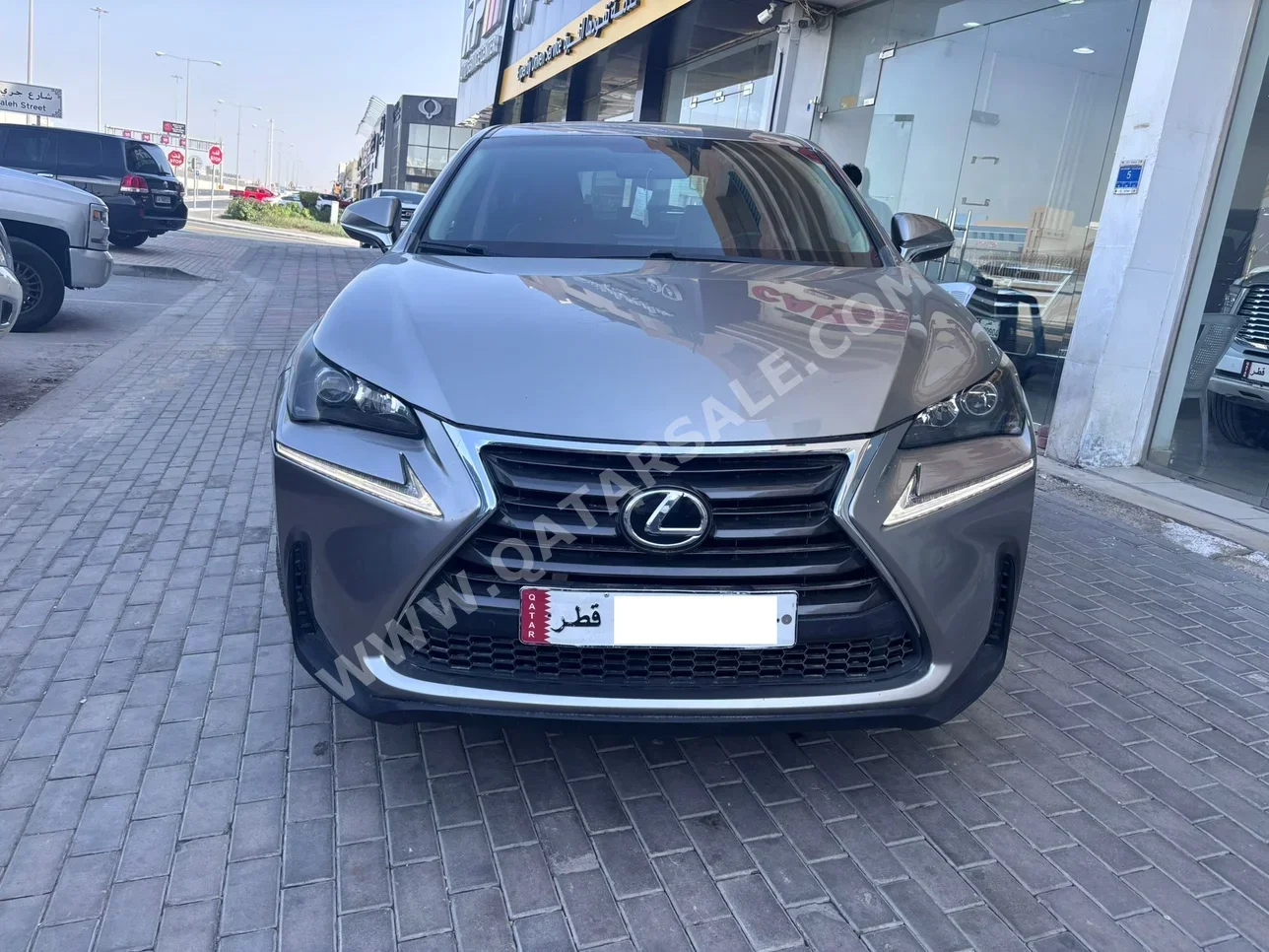 لكزس  ان اكس  200 تي  2016  اوتوماتيك  187,000 كم  4 سلندر  دفع كلي مستمر  اس يو في  رمادي