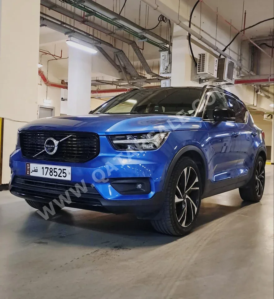 فولفو  اكس سي  40  2019  اوتوماتيك  91,334 كم  4 سلندر  دفع رباعي  اس يو في  ازرق
