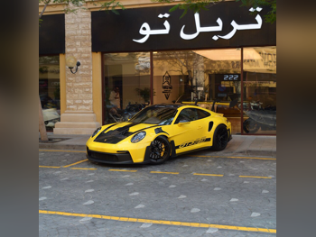 بورش  911  جي تي 3 ار اس - وايساخ باكج  2024  اوتوماتيك  1,300 كم  6 سلندر  دفع رباعي  كوبيه \ سبورت  أصفر  تحت الضمان