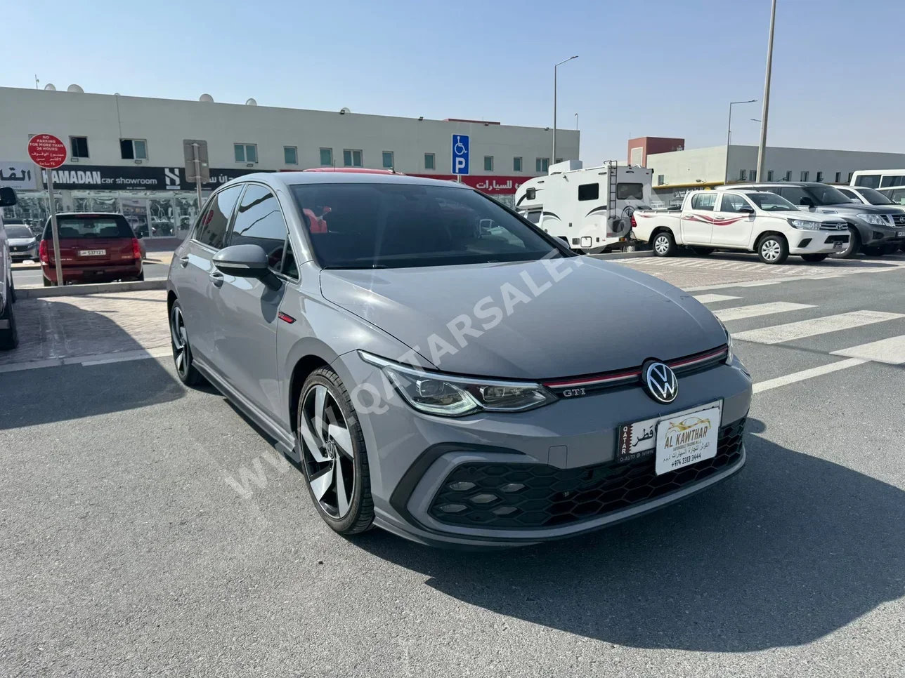 فوكس واغن  غولف  جي تي اي  2023  اوتوماتيك  88,000 كم  4 سلندر  سحب امامي  هاتشباك  رمادي