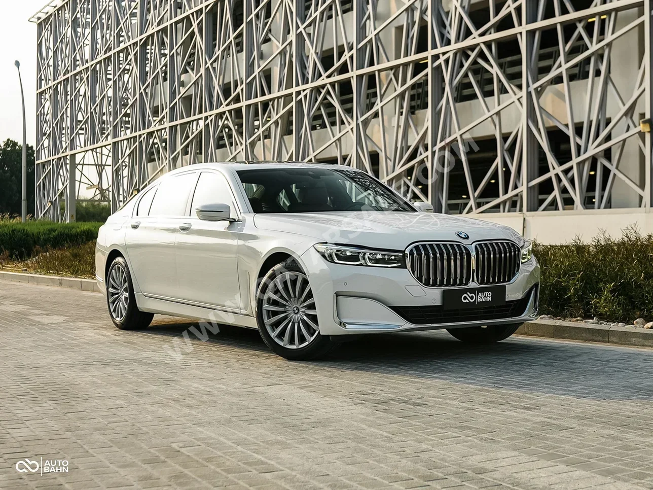 BMW  7-Series  730 Li  2022  Automatic  26,000 Km  4 Cylinder  Rear Wheel Drive (RWD)  Sedan  White