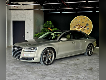 Audi  A8  2016  Automatic  160,000 Km  6 Cylinder  All Wheel Drive (AWD)  Sedan  Gold