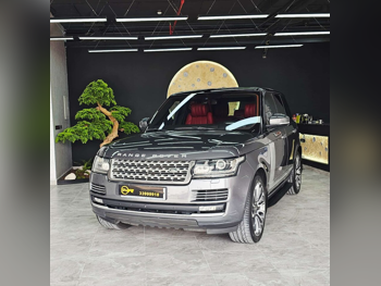 لاند روفر  رنج روفر  فوج اوتوبايوغرافي  2016  اوتوماتيك  250,000 كم  8 سلندر  دفع رباعي  اس يو في  رمادي