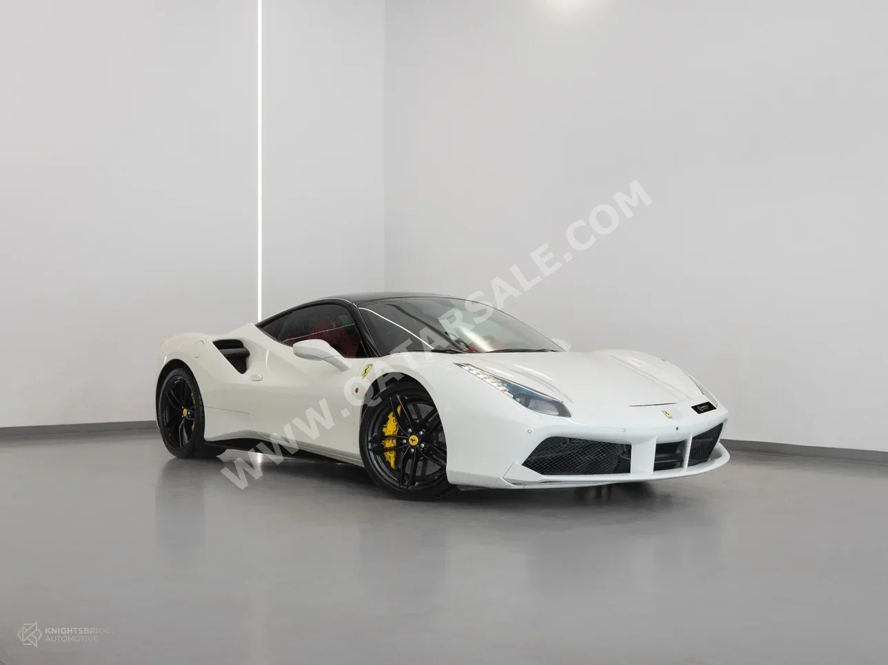 فيراري  488  جي تي بي  2017  اوتوماتيك  20,750 كم  8 سلندر  دفع خلفي  كوبيه \ سبورت  أبيض  تحت الضمان