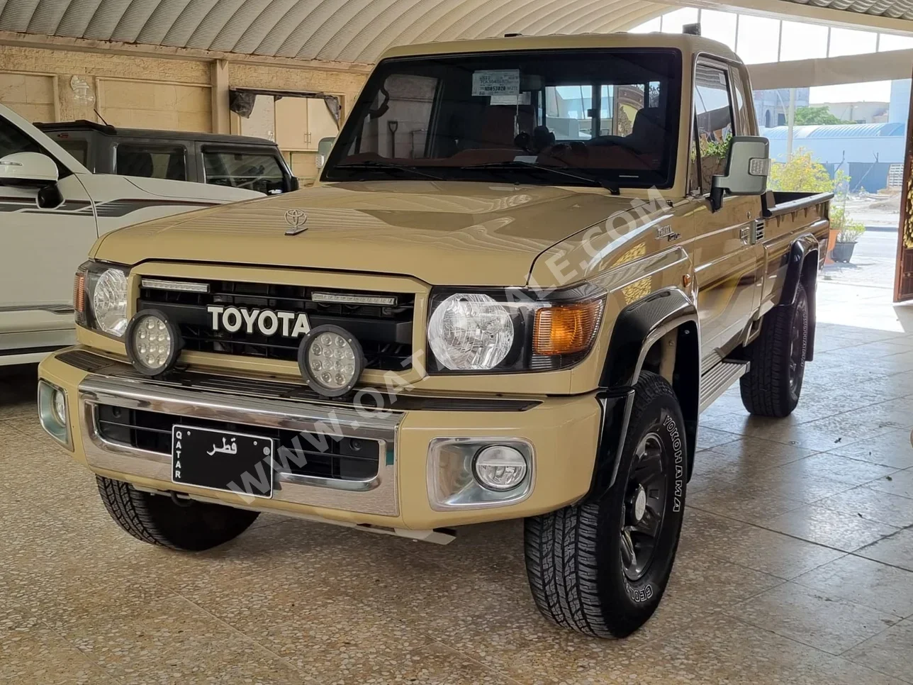 Toyota  Land Cruiser  LX  2022  Manual  91,000 Km  6 Cylinder  Four Wheel Drive (4WD)  Pick Up  Beige