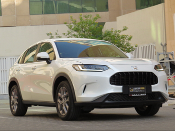 هوندا  زد ار - في  2024  اوتوماتيك  6,000 كم  4 سلندر  سحب امامي  اس يو في  أبيض  تحت الضمان