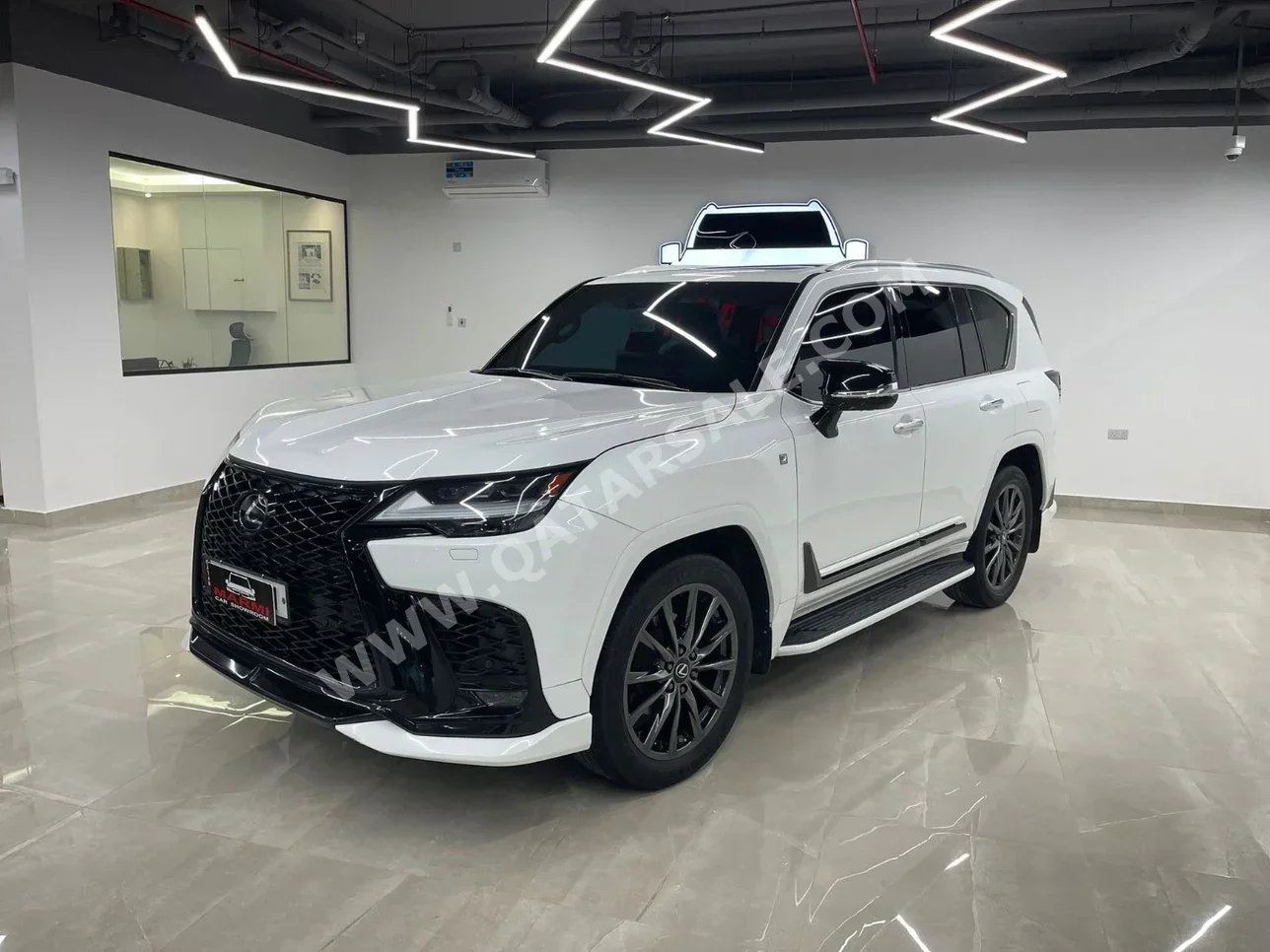 لكزس  ال اكس  600 اف سبورت  2023  اوتوماتيك  128,000 كم  6 سلندر  دفع كلي مستمر  اس يو في  فضي  تحت الضمان