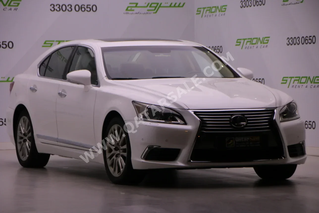 Lexus LS 460 2013 Automatic 54,000 Km 8 Cylinder Rear Wheel Drive (RWD) Sedan Pearl