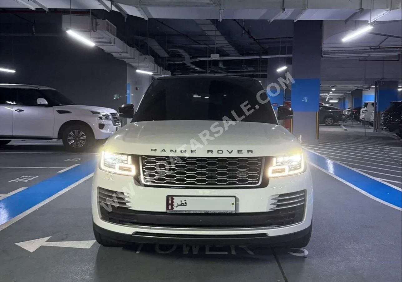 Land Rover  Range Rover  Vogue  Autobiography  2018  Automatic  60,000 Km  8 Cylinder  Four Wheel Drive (4WD)  SUV  White