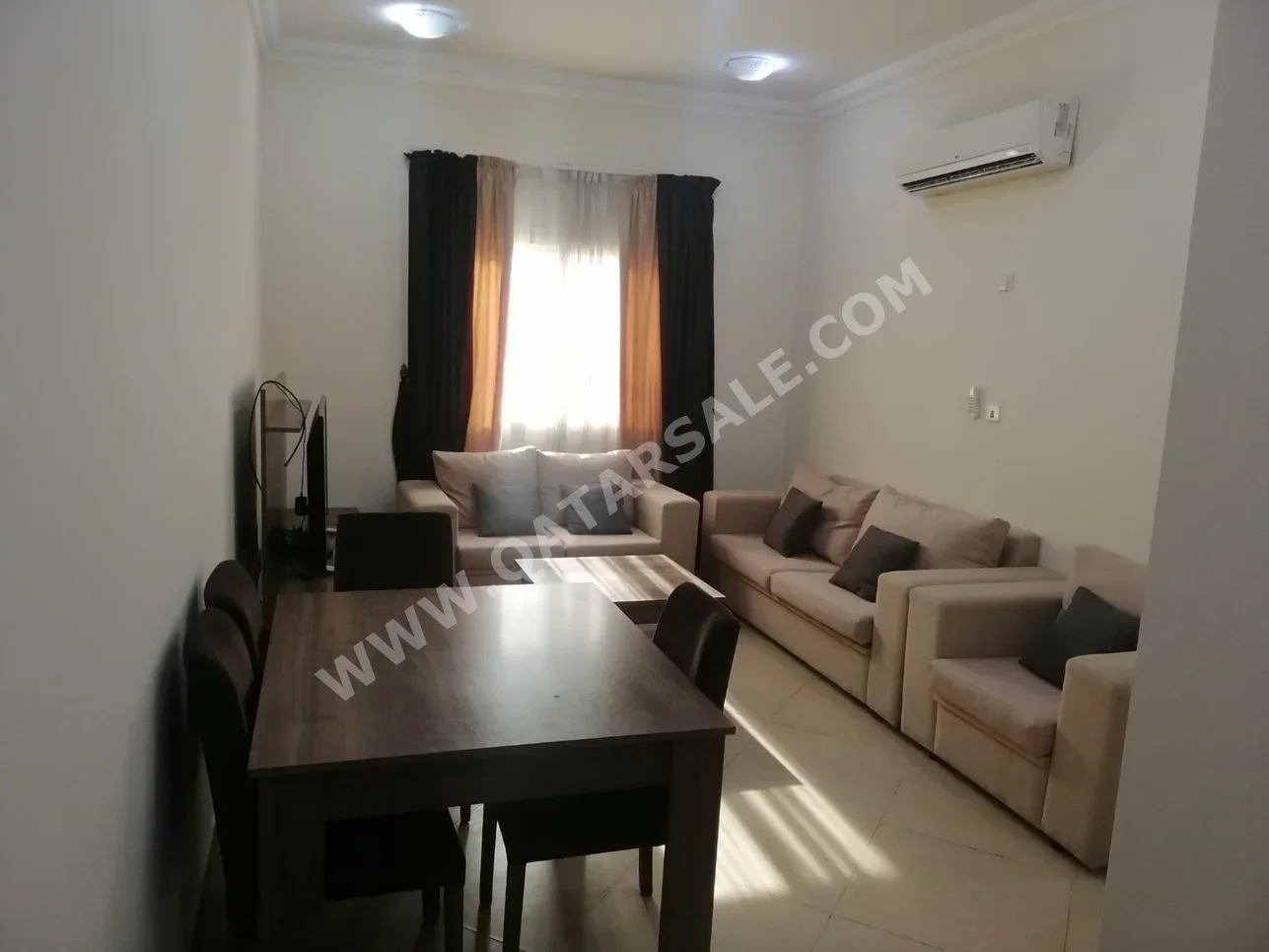 1 Bedrooms  Apartment  For Rent  in Doha -  Umm Ghuwailina  Fully Furnished