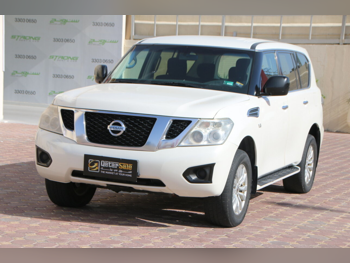 نيسان  باترول  أكس أي  2015  اوتوماتيك  449,000 كم  8 سلندر  دفع رباعي  اس يو في  أبيض