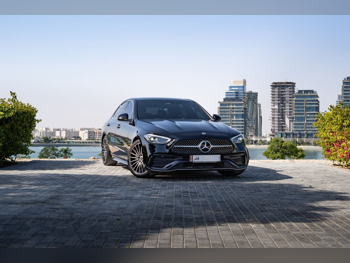 مرسيدس - بنز  سي - كلاس  200  2025  اوتوماتيك  10,000 كم  4 سلندر  دفع خلفي  سيدان  أسود  تحت الضمان