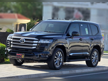 Toyota  Land Cruiser  GXR Twin Turbo  2025  Automatic  7,000 Km  6 Cylinder  Four Wheel Drive (4WD)  SUV  Black  With Warranty