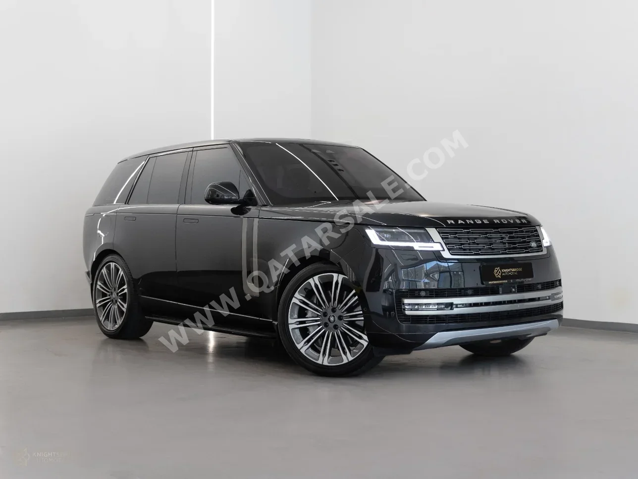 Land Rover  Range Rover  Vogue HSE  2024  Automatic  24,300 Km  8 Cylinder  Four Wheel Drive (4WD)  SUV  Black  With Warranty