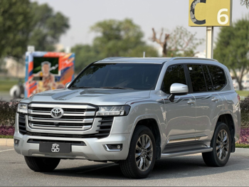 Toyota  Land Cruiser  GXR Twin Turbo  2024  Automatic  49,000 Km  6 Cylinder  Four Wheel Drive (4WD)  SUV  Silver  With Warranty