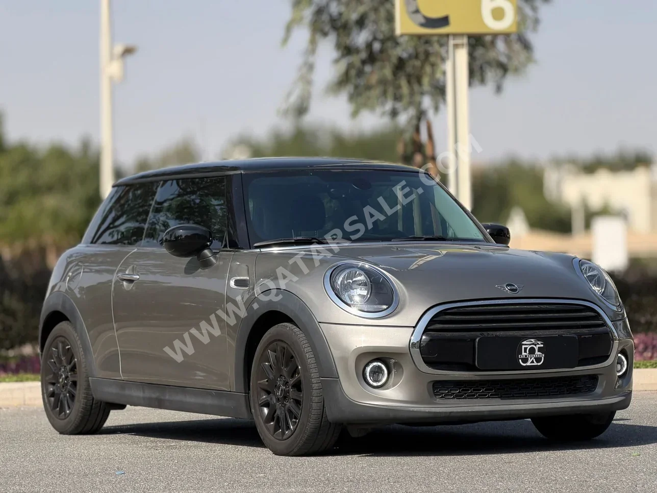 Mini  Cooper  2021  Automatic  39,000 Km  4 Cylinder  Front Wheel Drive (FWD)  Hatchback  Gray