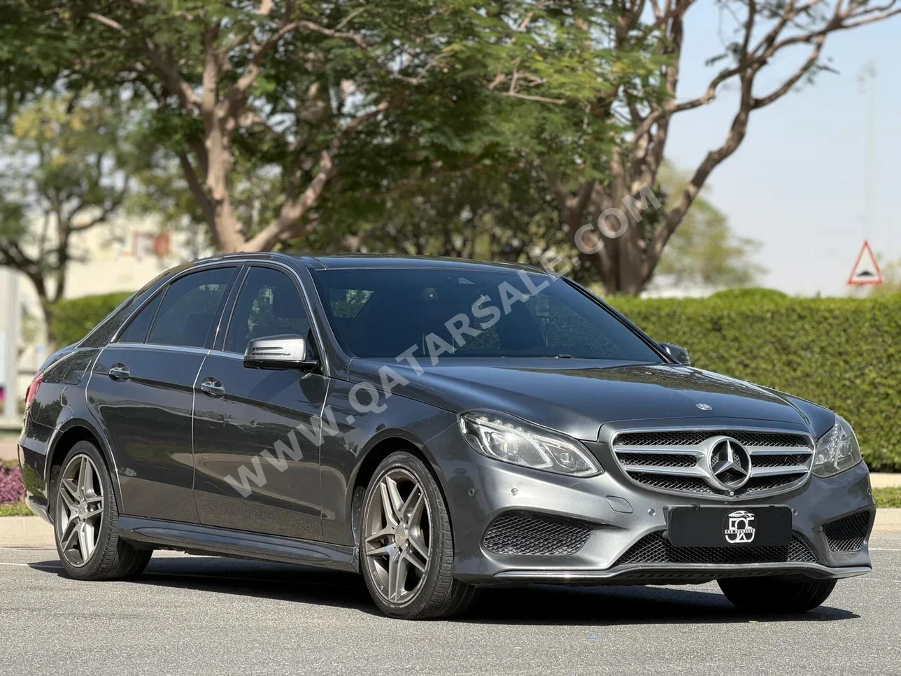 Mercedes-Benz  E-Class  400  2016  Automatic  176,000 Km  6 Cylinder  Rear Wheel Drive (RWD)  Sedan  Gray