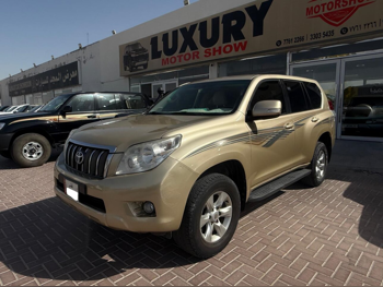 تويوتا  برادو  تي اكس ال  2011  اوتوماتيك  161,000 كم  6 سلندر  دفع رباعي  اس يو في  ذهبي